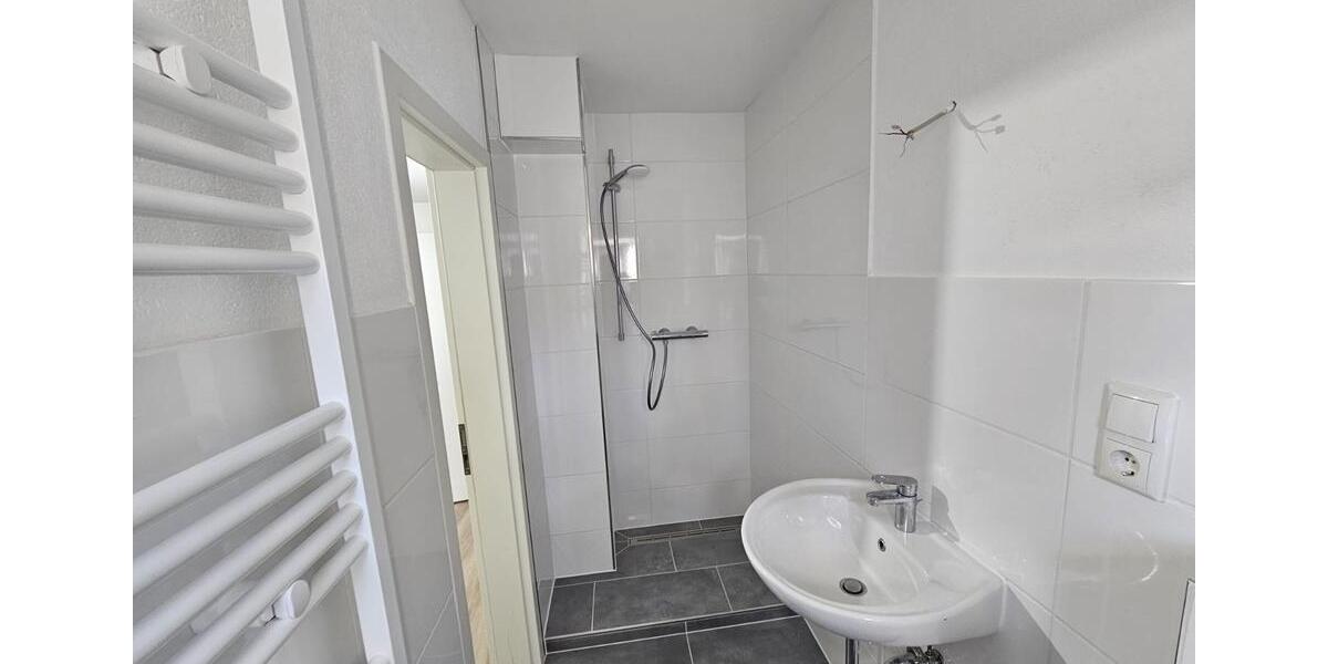 Dachgeschoßwohnung Friedberg (Hessen) - 1.5 Zimmer, 33 m&sup2;, 650&euro; | Angebot:25918774