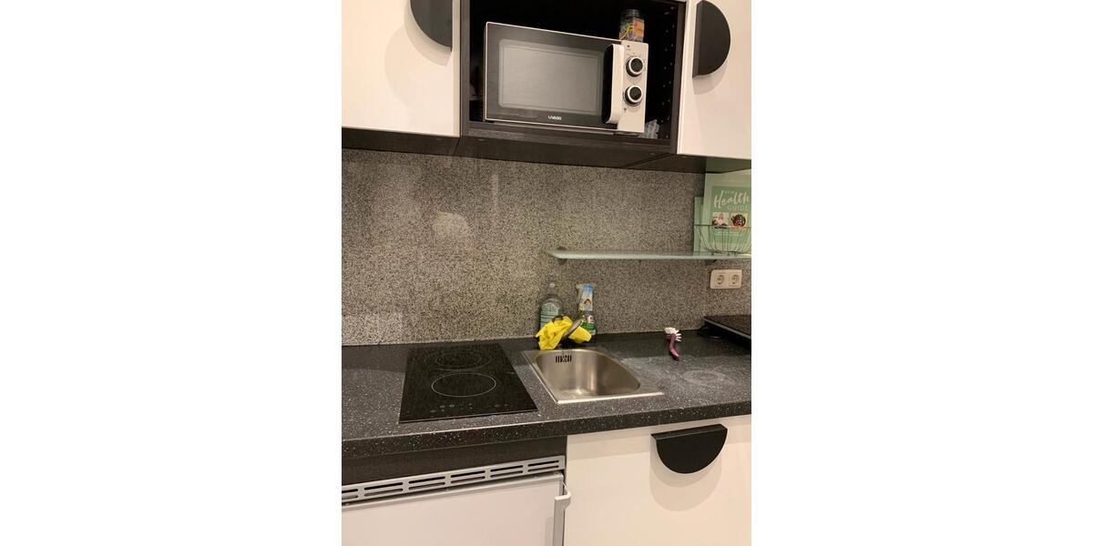 Etagenwohnung Frankfurt am Main Westend Süd - 1 Zimmer, 20 m&sup2;, 990&euro; | Angebot:25989596