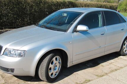Audi A4 70.600 km 6.690 &euro; Schwalbach 65824