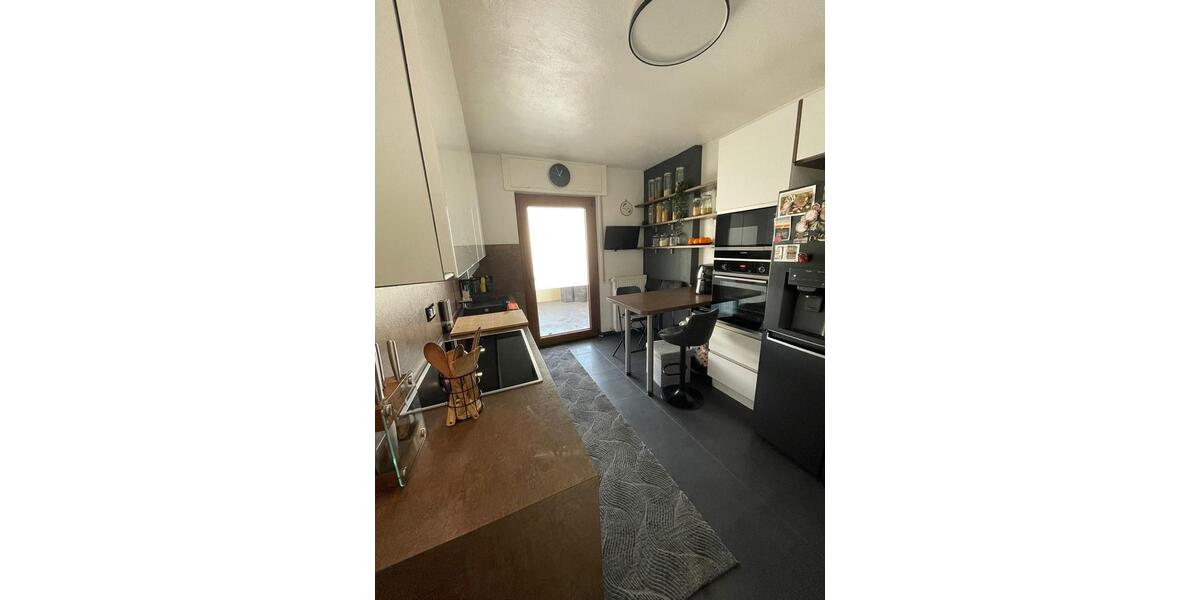 Etagenwohnung Hanau Lamboy - 3 Zimmer, 86 m&sup2;, 1.300&euro; | Angebot:25150729