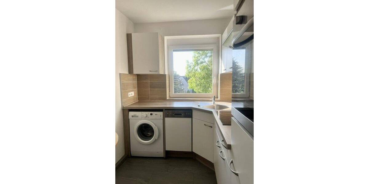 Etagenwohnung Frankfurt Ginnheim - 2 Zimmer, 57 m&sup2;, 1.100&euro; | Angebot:26820153