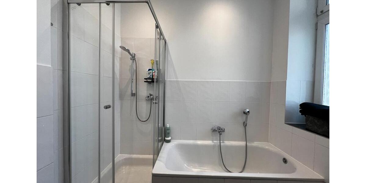 Etagenwohnung Frankfurt am Main Innenstadt - 3 Zimmer, 95 m&sup2;, 2.500&euro; | Angebot:25809532