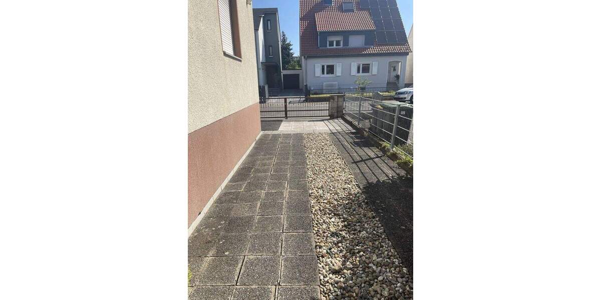 Doppelhaushälfte Frankfurt Harheim - 7 Zimmer, 170 m&sup2;, 600.000&euro; | Angebot:25820766