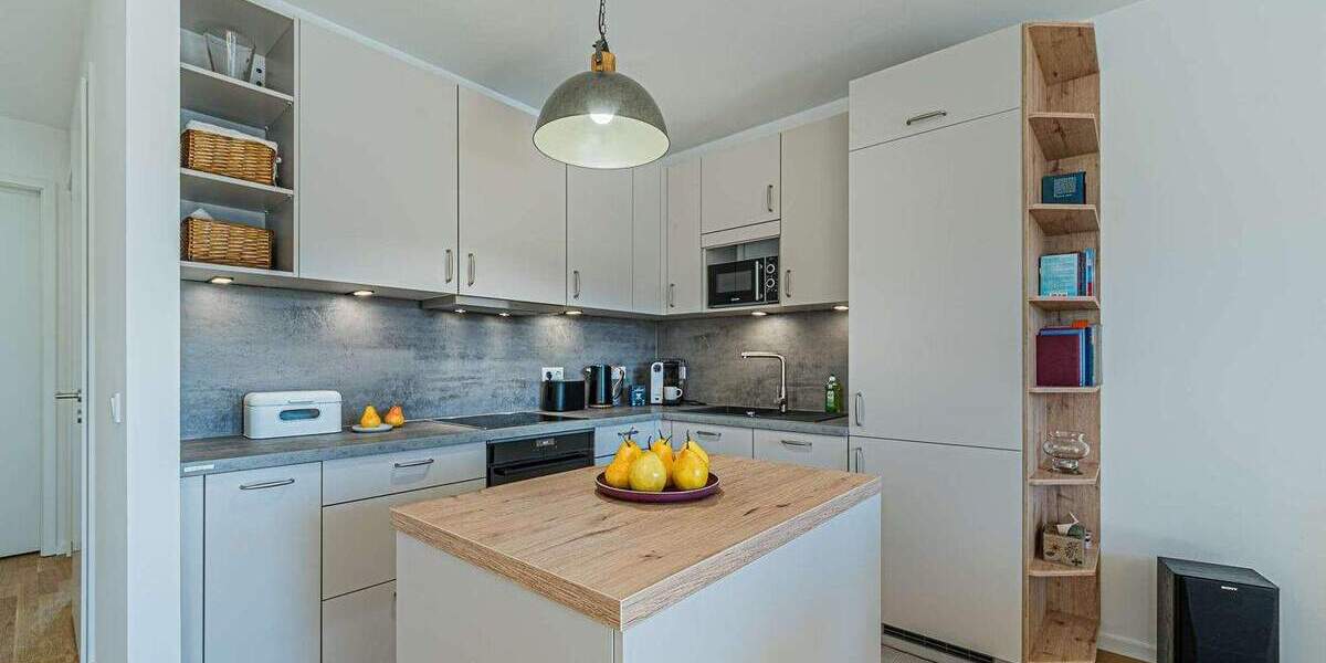 Etagenwohnung Frankfurt am Main Fechenheim - 2 Zimmer, 79 m&sup2;, 2.410&euro; | Angebot:25727282