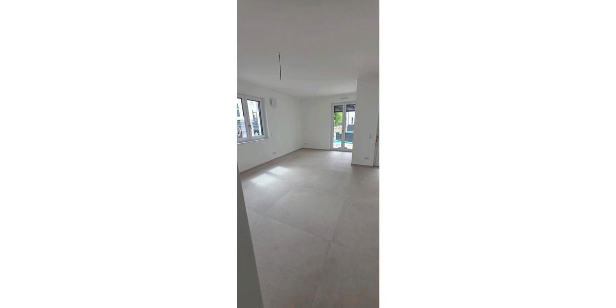 Erdgeschoßwohnung Bad Nauheim - 3 Zimmer, 92 m&sup2;, 2.000&euro; | Angebot:26448992