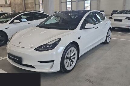 Tesla Model 3 43.222 km 27.600 &euro; Hanau 63457