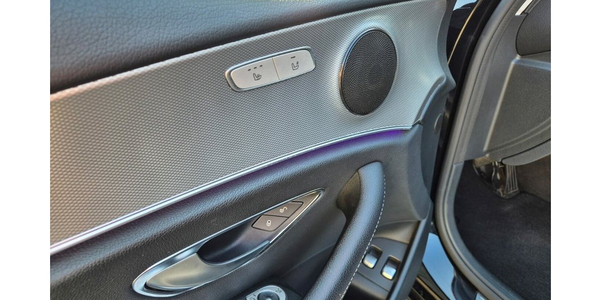 Mercedes-Benz E 400 d T 4M Standheizung, Rückfahrkamera, AHK, Co 200.000 km 19.890 &euro; Rodgau 63110