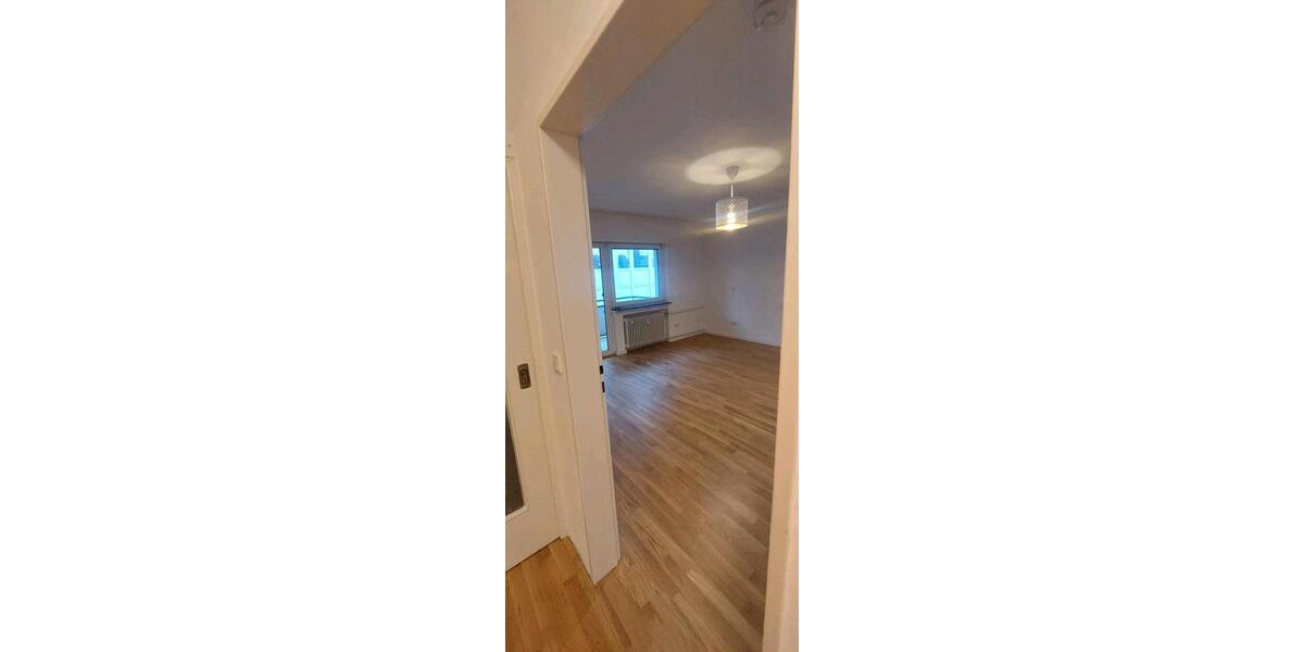 Etagenwohnung Frankfurt am Main Oberrad - 2 Zimmer, 77 m&sup2;, 1.290&euro; | Angebot:25792464