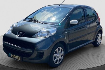 Peugeot 107 127.000 km 3.300 &euro; Büdingen-Düdelsheim 63654
