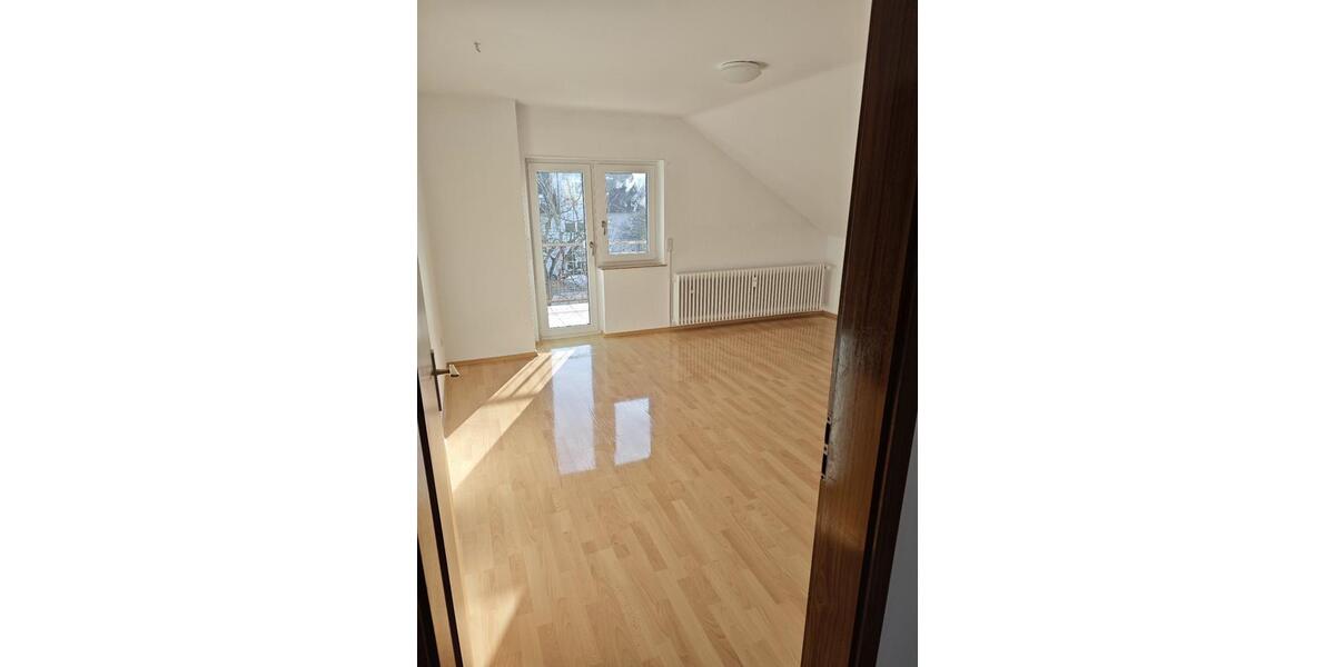 Dachgeschoßwohnung Seligenstadt - 3.5 Zimmer, 85 m&sup2;, 1.000&euro; | Angebot:25086646
