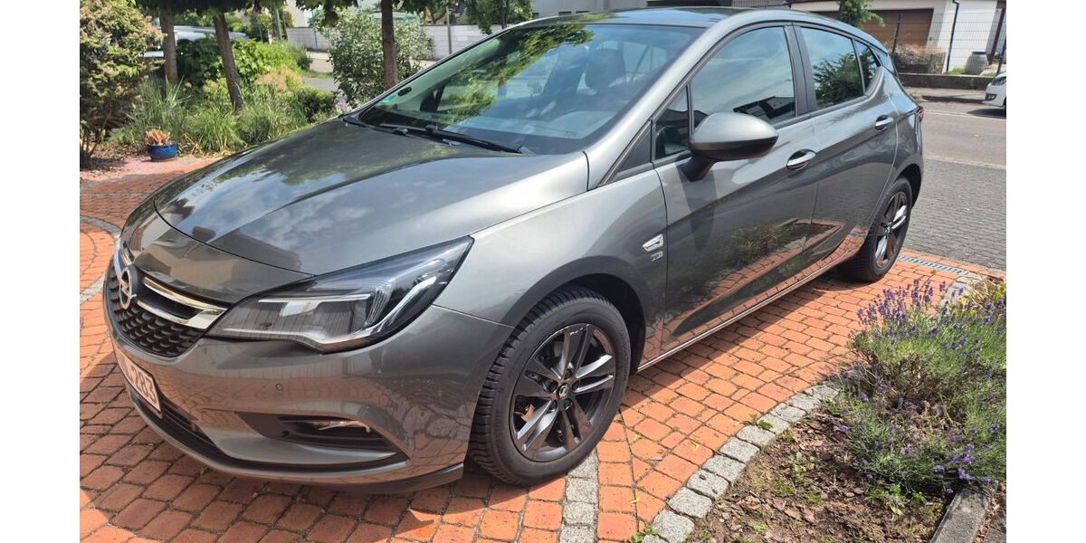 Opel Astra 98.000 km 9.250 &euro; Hanau 63456