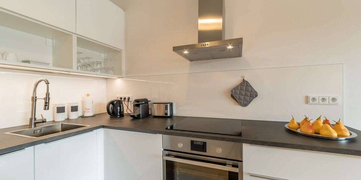 Etagenwohnung Frankfurt am Main Bahnhofsviertel - 2 Zimmer, 65 m&sup2;, 2.290&euro; | Angebot:26064210