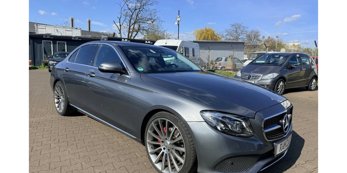 Mercedes-Benz E 220 d Avantgarde/20Zoll/Multibeam/Screen/2Hd 138.121 km 19.999 &euro; Frankfurt 60386