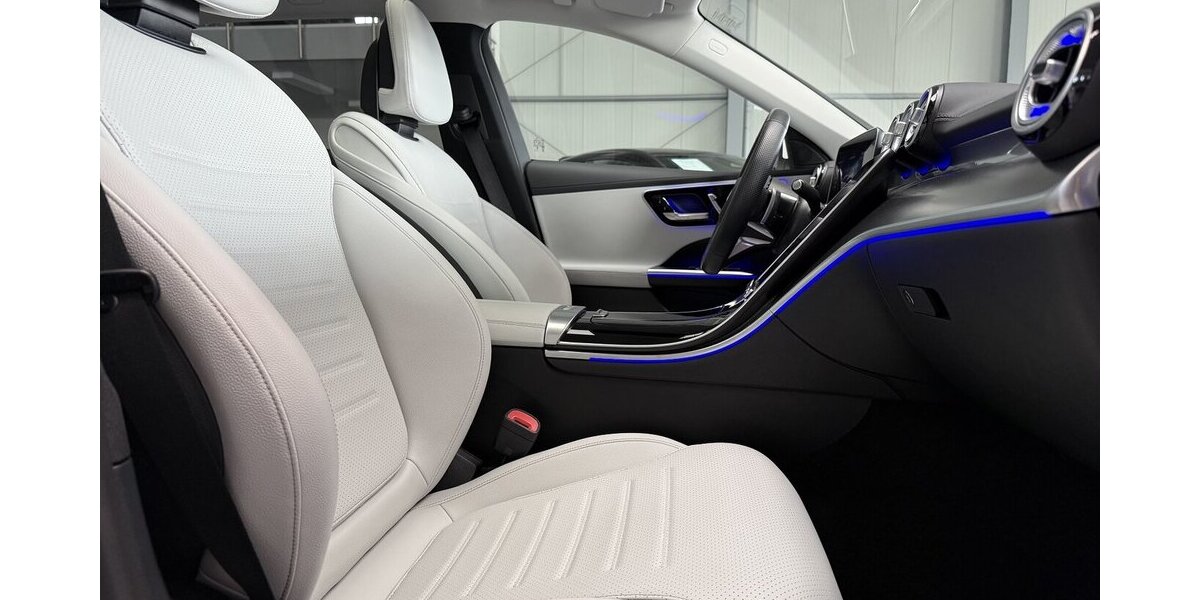 Mercedes-Benz C 300 T e AMG DISTRONIC-PANORAMA-360°-MEMORY 23.810 km 43.889 &euro; Groß-Umstadt 64823