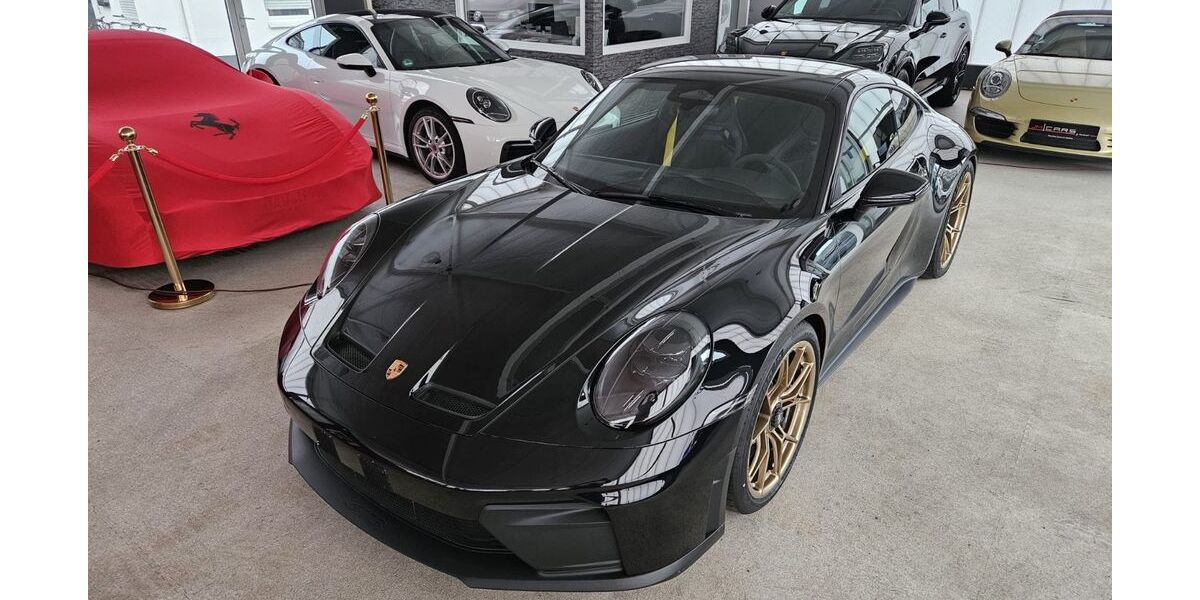 Porsche 992 2.500 km 229.500 &euro; Frankfurt am Main 60323