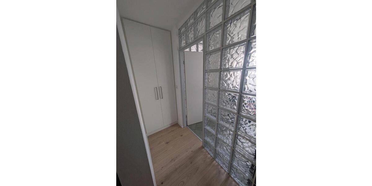 Dachgeschoßwohnung Friedberg (Hessen) - 3 Zimmer, 91 m&sup2;, 325.000&euro; | Angebot:25902620