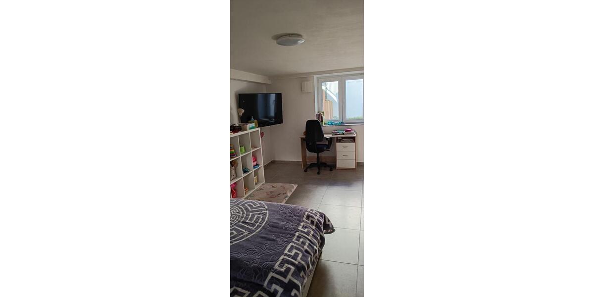 Etagenwohnung Hainburg - 3 Zimmer, 77 m&sup2;, 1.000&euro; | Angebot:26162640