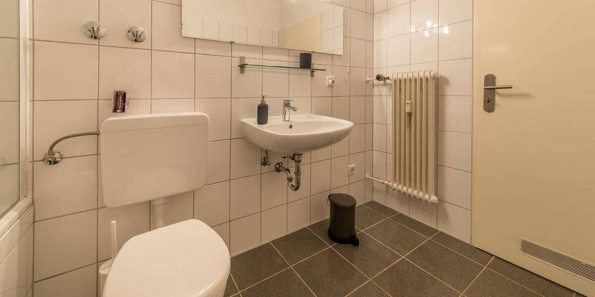 Etagenwohnung Frankfurt am Main Westend-Süd - 2 Zimmer, 48 m&sup2;, 1.810&euro; | Angebot:26824537