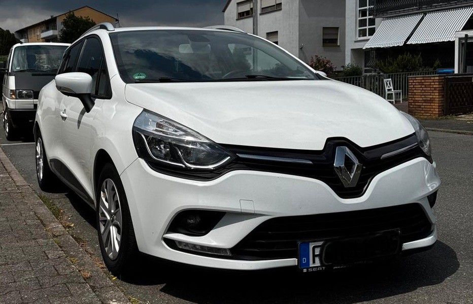 Renault Clio 155.300 km 7.777 &euro; Frankfurt am Main 60385