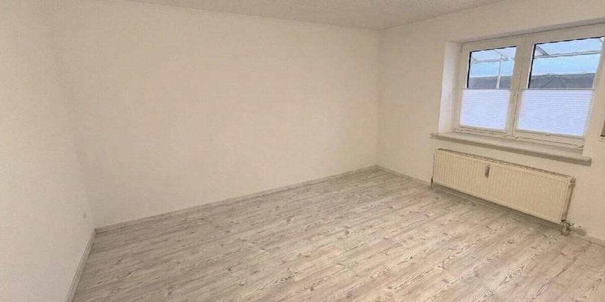Etagenwohnung Neuberg Ravolzhausen - 4 Zimmer, 120 m&sup2;, 1.250&euro; | Angebot:26034805