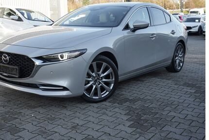 Mazda 3 15.981 km 30.990 &euro; Aschaffenburg 63741
