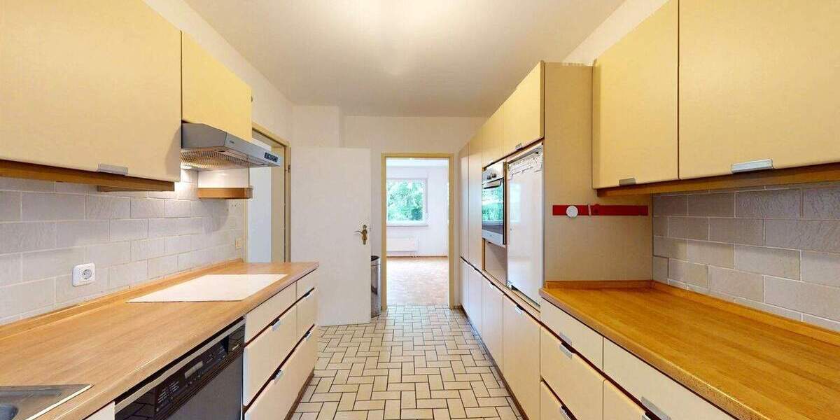 Reihenmittelhaus Frankfurt am Main Niederursel - 4 Zimmer, 125 m&sup2;, 680.000&euro; | Angebot:25815007