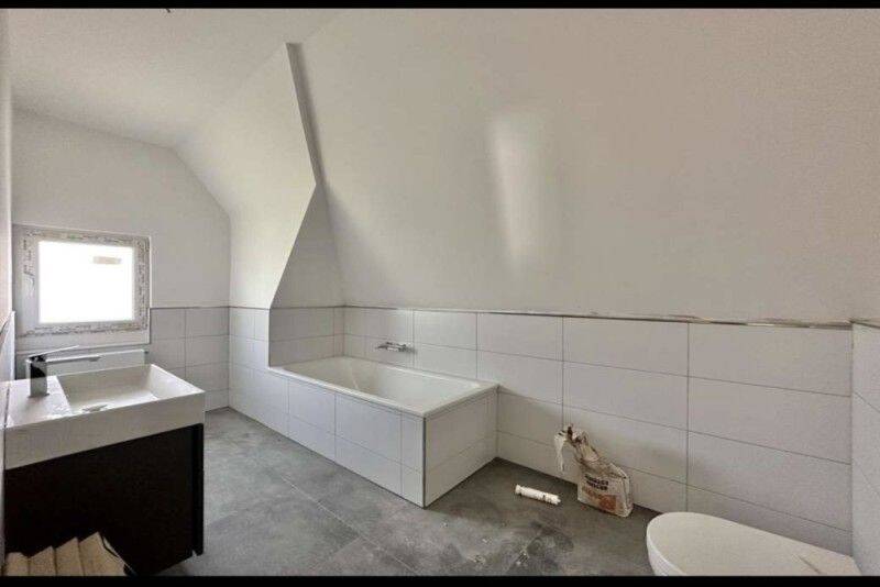 Einfamilienhaus Frankfurt am Main Schwanheim - 9 Zimmer, 899.000&euro; | Angebot:26826421