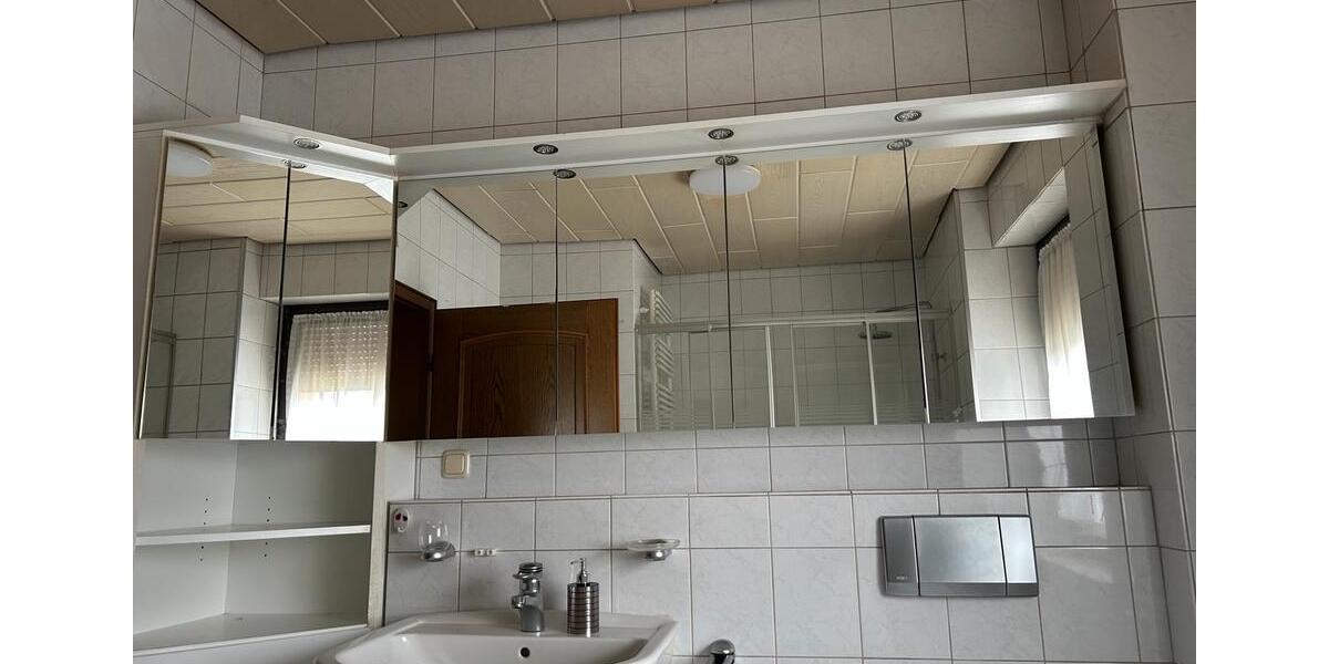 Etagenwohnung Frankfurt am Main Ost - 3 Zimmer, 86 m&sup2;, 1.300&euro; | Angebot:25965240