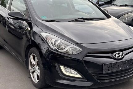 Hyundai i30 199.850 km 3.999 &euro; Frankfurt 60486