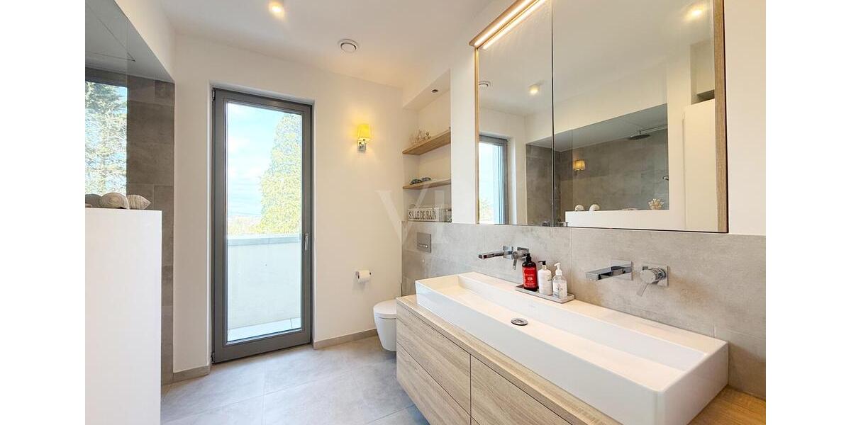 Etagenwohnung Oberursel (Taunus) - 3 Zimmer, 90 m&sup2;, 2.100&euro; | Angebot:25922135