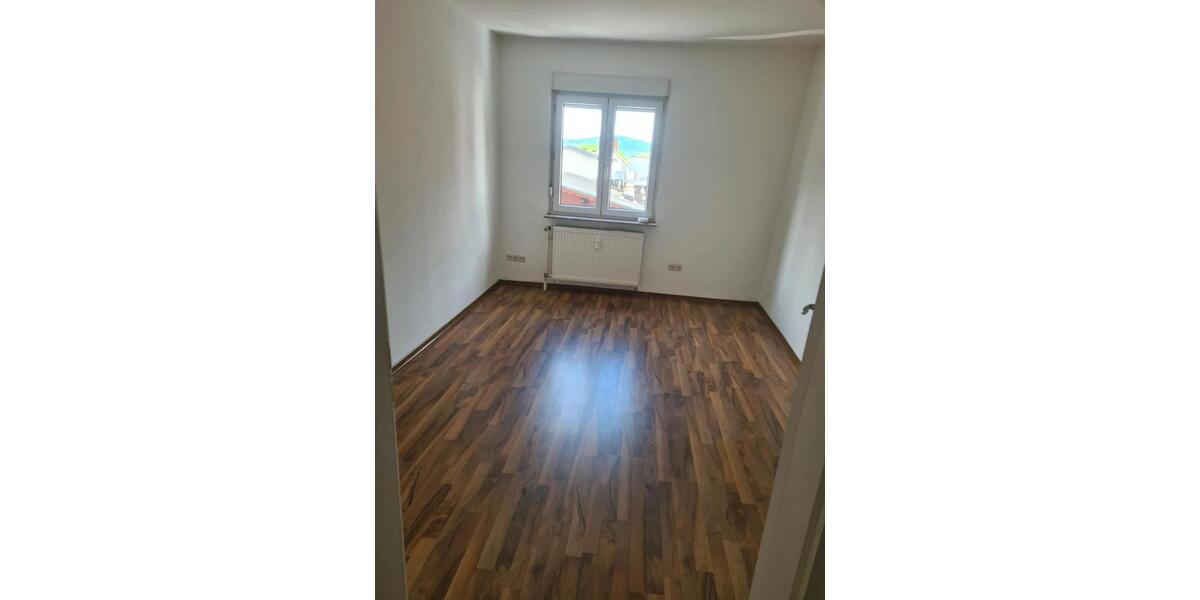 Etagenwohnung Neu-Isenburg Isenburg - 4 Zimmer, 98 m&sup2;, 1.000&euro; | Angebot:25637689