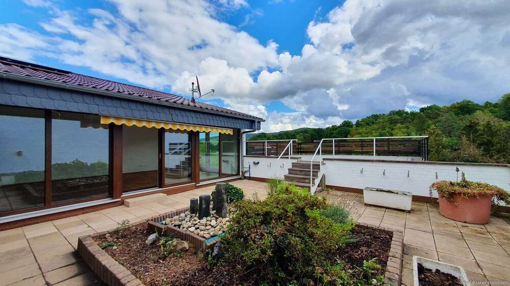 Einfamilienhaus Linsengericht - 4 Zimmer, 145 m&sup2;, 1.950&euro; | Angebot:27429667