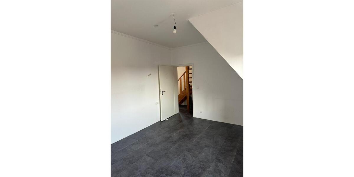 Doppelhaushälfte Frankfurt am Main Sindlingen - 3 Zimmer, 75 m&sup2;, 390.000&euro; | Angebot:25408175