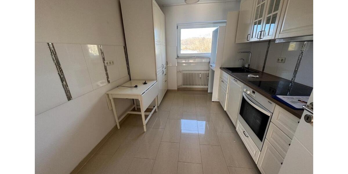 Etagenwohnung Altenstadt - 4 Zimmer, 100 m&sup2;, 1.000&euro; | Angebot:26001613