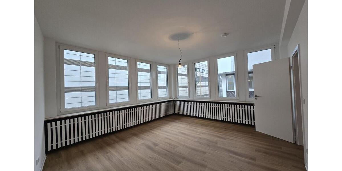 Einfamilienhaus Offenbach am Main - 5 Zimmer, 200 m&sup2;, 2.300&euro; | Angebot:25807440
