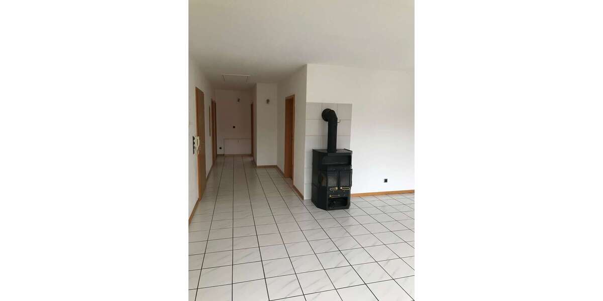 Etagenwohnung Oberursel Oberstedten - 3 Zimmer, 98 m&sup2;, 1.500&euro; | Angebot:25397013