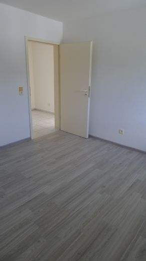 Etagenwohnung Hanau - 3 Zimmer, 85 m&sup2;, 985&euro; | Angebot:26723407