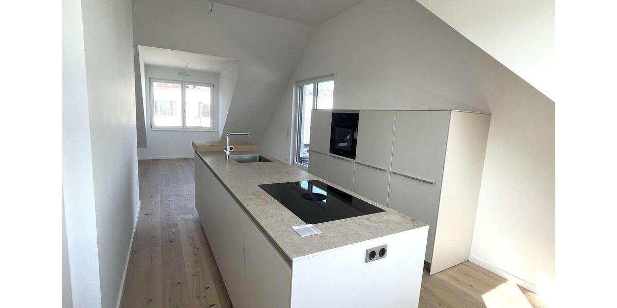 Dachgeschoßwohnung Frankfurt am Main Bergen-Enkheim - 3 Zimmer, 123 m&sup2;, 2.490&euro; | Angebot:25991775