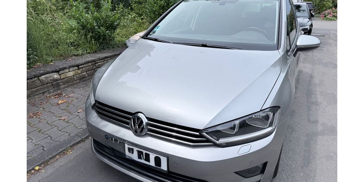 VW Golf Sportsvan 46.500 km 14.500 &euro; Dreieich 63303