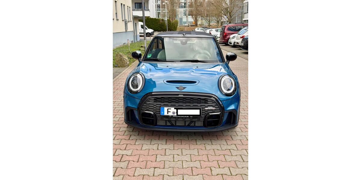 Mini Cooper S Cabrio 12.432 km 30.499 &euro; Frankfurt am Main 60439