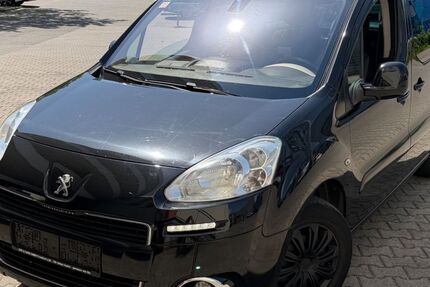 Peugeot Partner 194.000 km 4.100 &euro; Frankfurt am Main 65933
