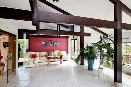 Haus Rodenbach - 6 Zimmer, 300 m&sup2;, 599.000&euro; | Angebot:24294695