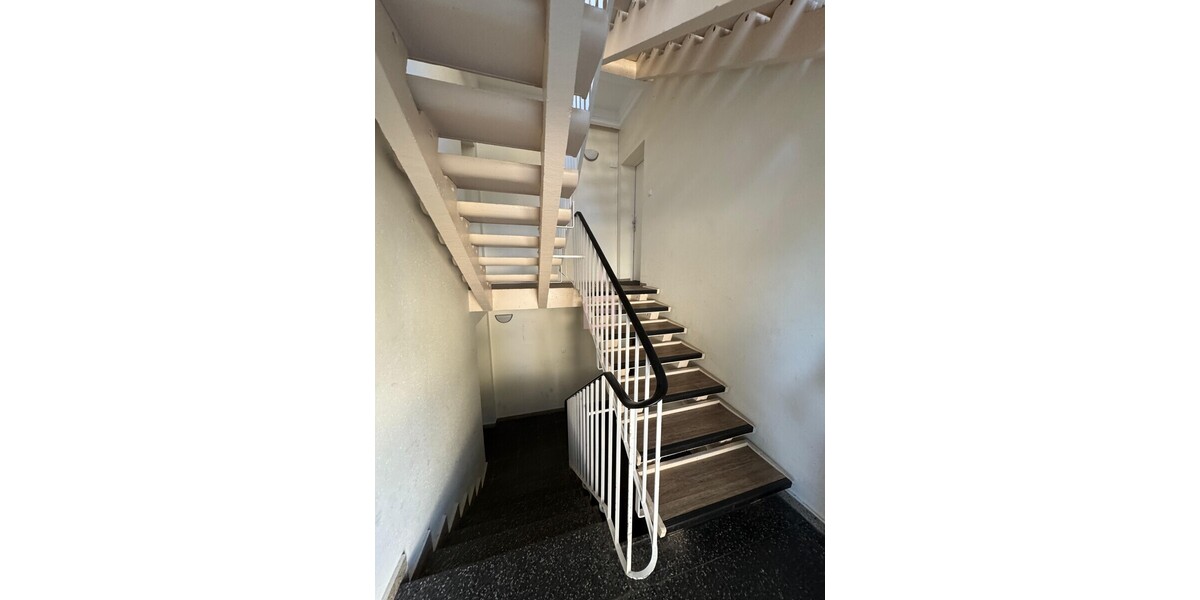 Eigennutzung oder Kapitalanlage! 4-Zimmer-Wohnung mit Loggia in Langen - Etagenwohnung Langen | Angebot:27528416