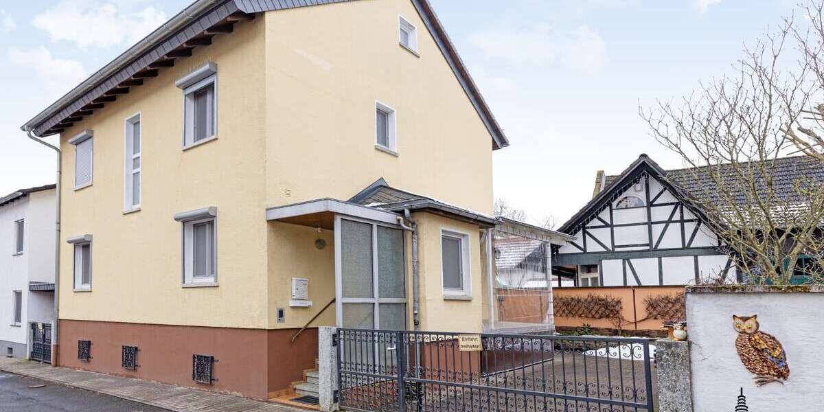 Einfamilienhaus Schöneck / Büdesheim Büdesheim - 4.5 Zimmer, 107 m&sup2;, 449.000&euro; | Angebot:25023078