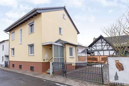 Haus Schöneck / Büdesheim Büdesheim - 4.5 Zimmer, 107 m&sup2;, 449.000&euro; | Angebot:25023078