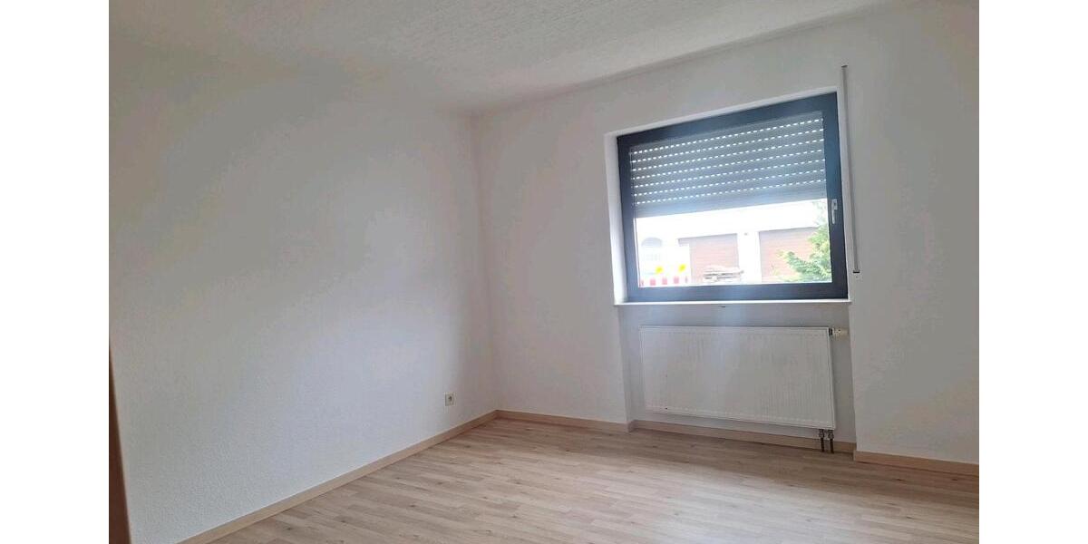 Etagenwohnung Karlstein am Main - 4 Zimmer, 110 m&sup2;, 1.300&euro; | Angebot:25285964