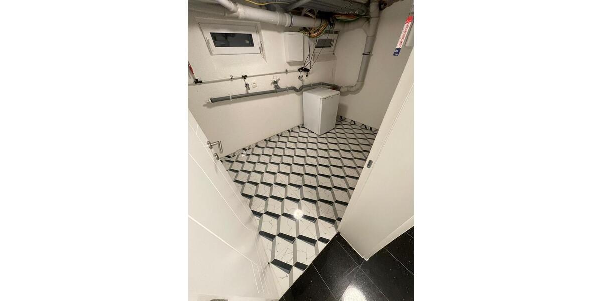 Etagenwohnung Eschborn - 3 Zimmer, 90 m&sup2;, 1.250&euro; | Angebot:25255563