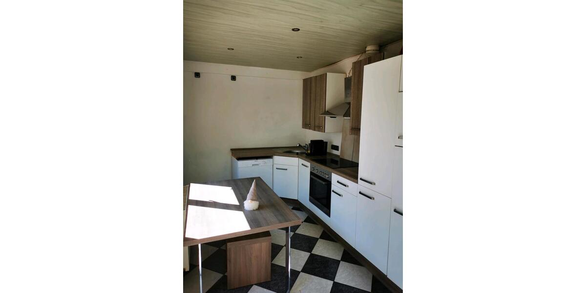 Einfamilienhaus Büdingen - 10 Zimmer, 249 m&sup2;, 349.000&euro; | Angebot:24538124