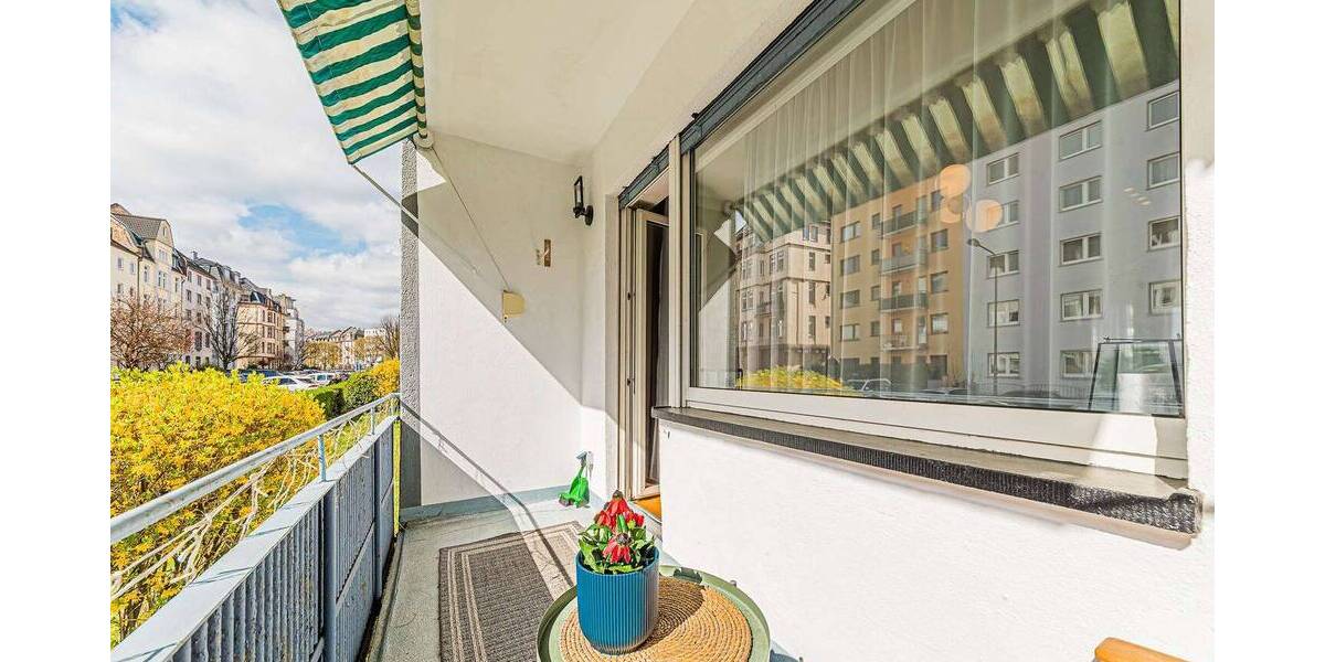 Etagenwohnung Frankfurt am Main Ostend - 3 Zimmer, 61 m&sup2;, 2.150&euro; | Angebot:26064214