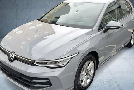 VW Golf 11.387 km 23.980 &euro; Frankfurt am Main 60528